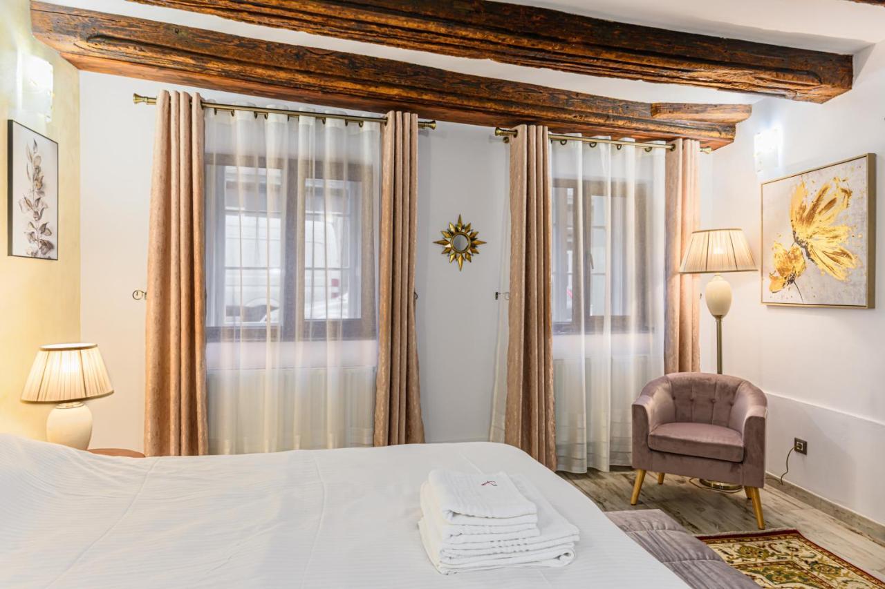 Apartmán Dimora Np - Brašov Exteriér fotografie